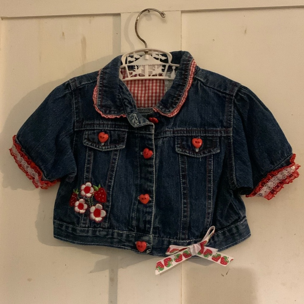 🔥HP!🔥Upcycled OOAK Denim Jacket with Hearts strawberries Lace Hello Kitty Size 6